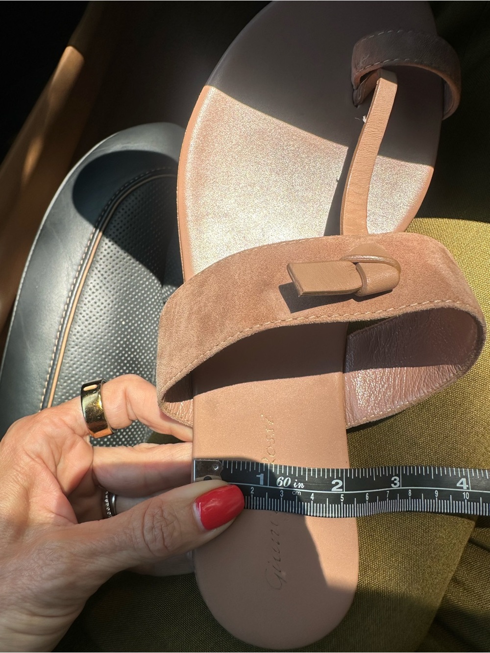 Gianvito Rossi Brown Suede Toe-Loop Sandals - Picture 9 of 9